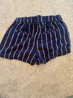 Dex Navy and Cream Vertical Stripe High-Waist Shorts